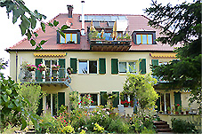 Energieeffiziente Sanierung Mehrfamilienwohnhaus mit 5 Wohneinheiten in Freiburg-Littenweiler